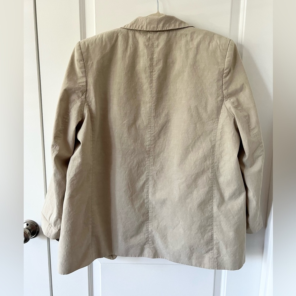 H&M Women’s Cream Blazer | Size Large - Picture 3 of 6